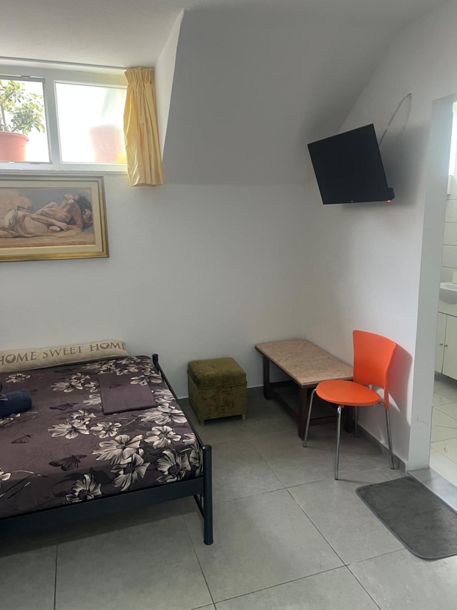 Centrally Located Private Rooms Heraklion Exterior foto